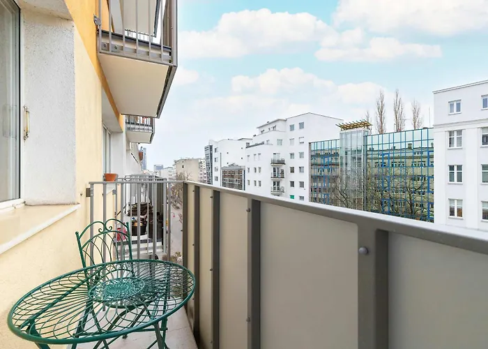 Bright For 5 In Center By Renters Gdynia